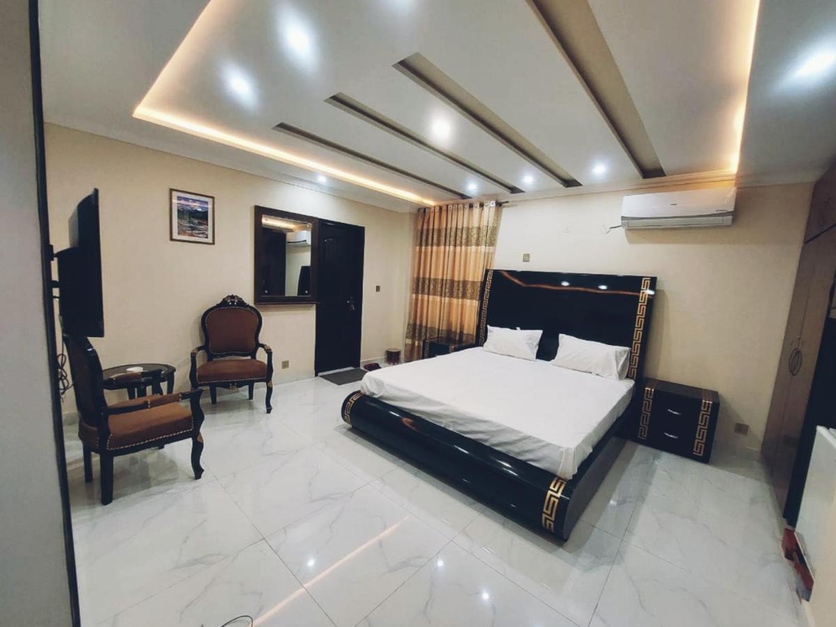Hotel White Pearl Лахор Екстериор снимка