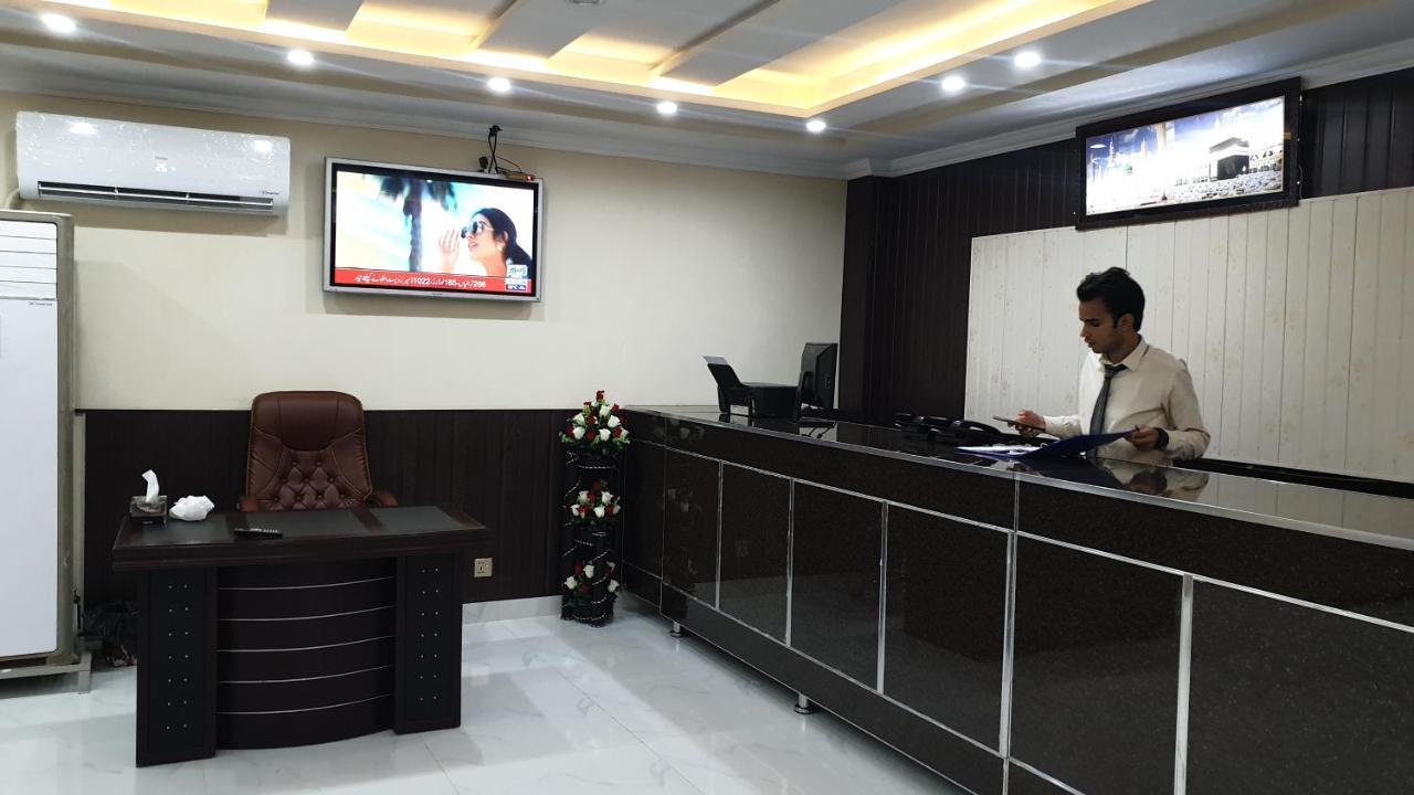 Hotel White Pearl Лахор Екстериор снимка