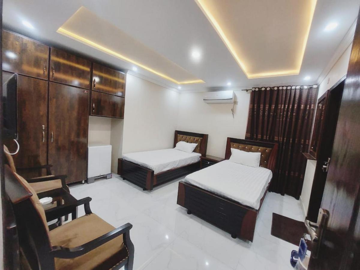 Hotel White Pearl Лахор Екстериор снимка