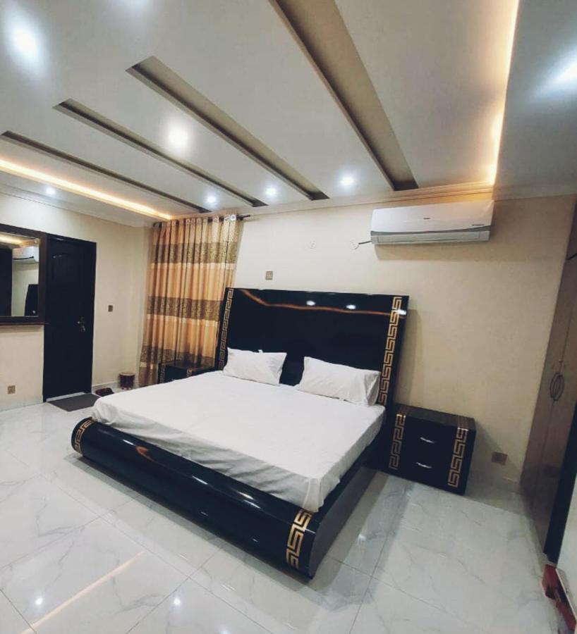 Hotel White Pearl Лахор Екстериор снимка