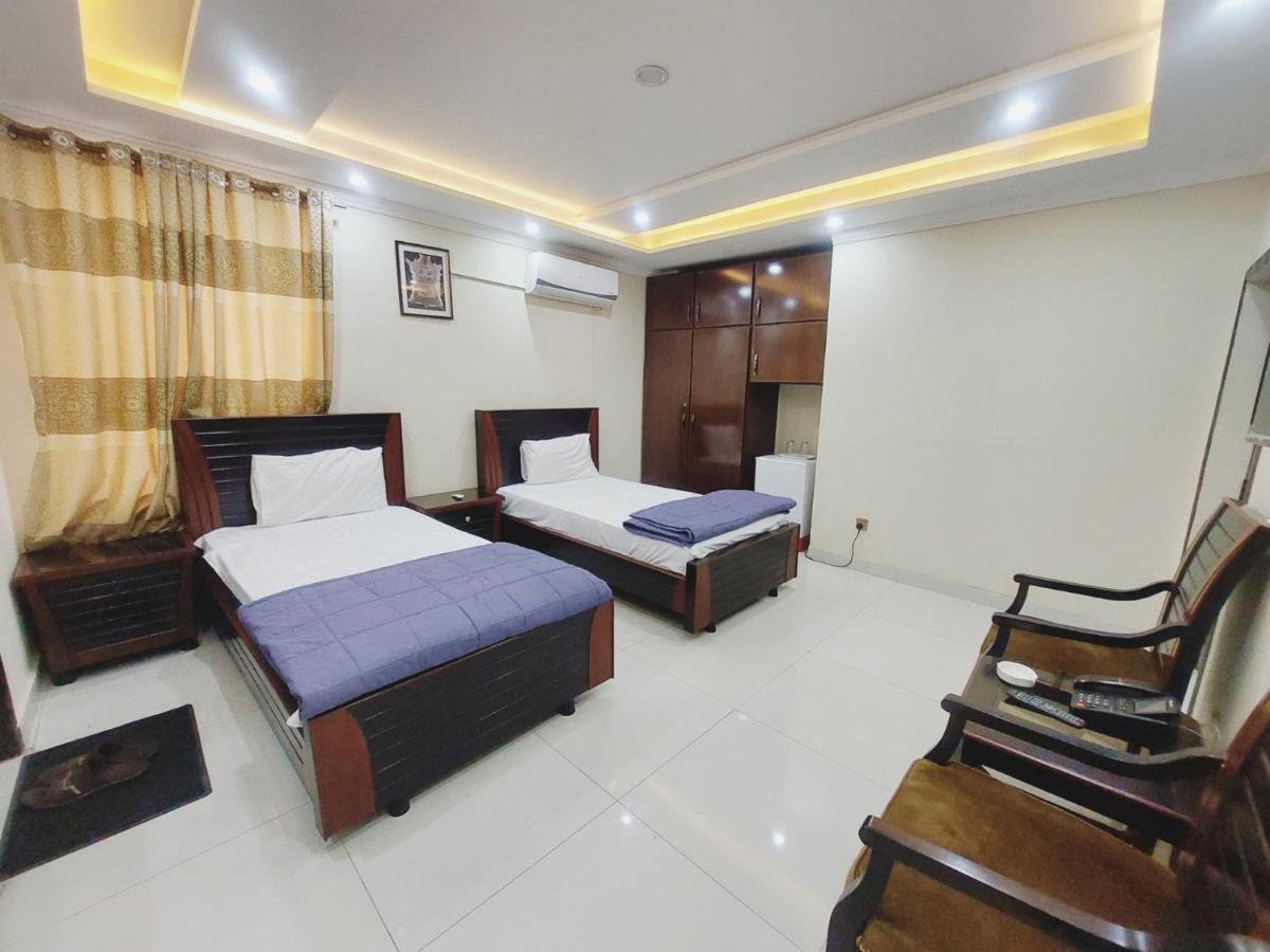 Hotel White Pearl Лахор Екстериор снимка