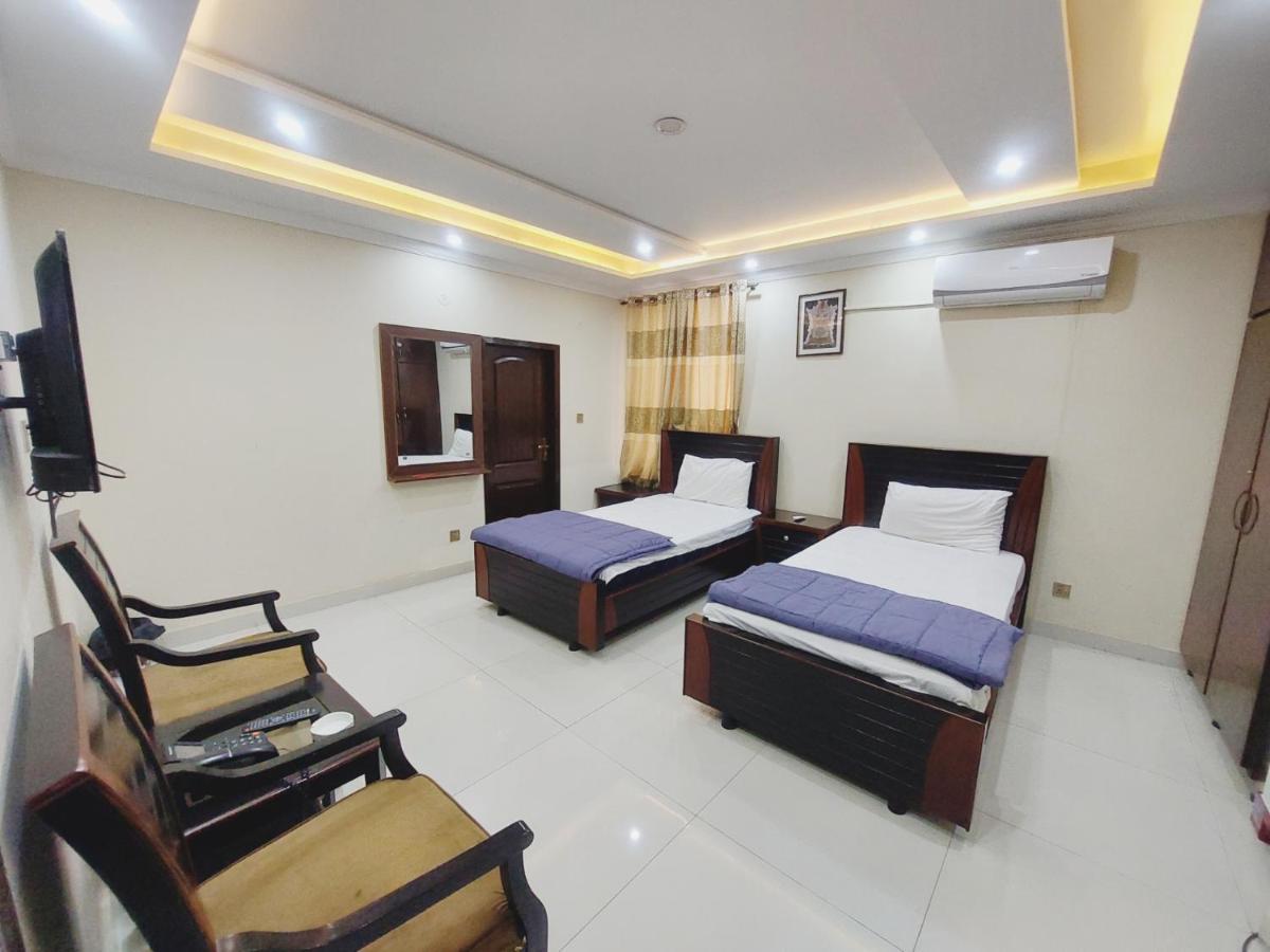 Hotel White Pearl Лахор Екстериор снимка