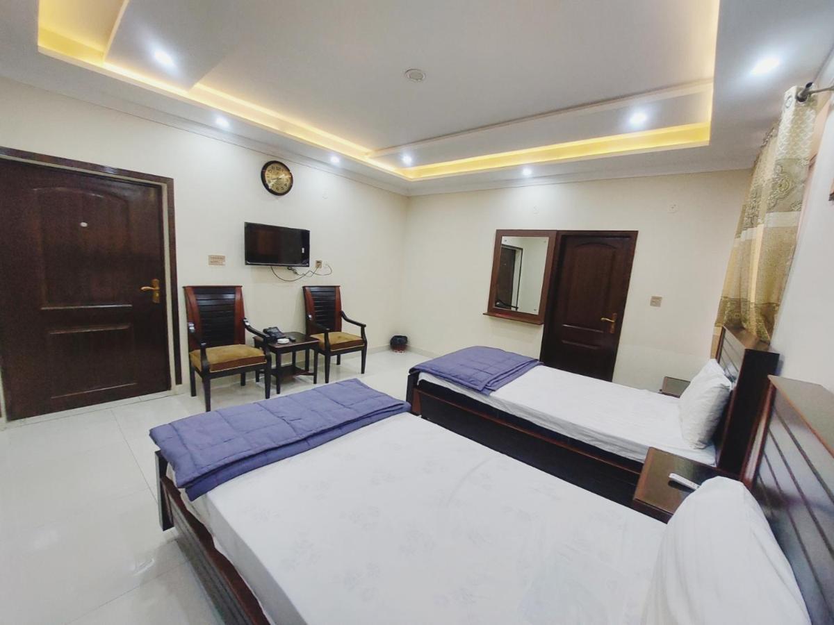 Hotel White Pearl Лахор Екстериор снимка