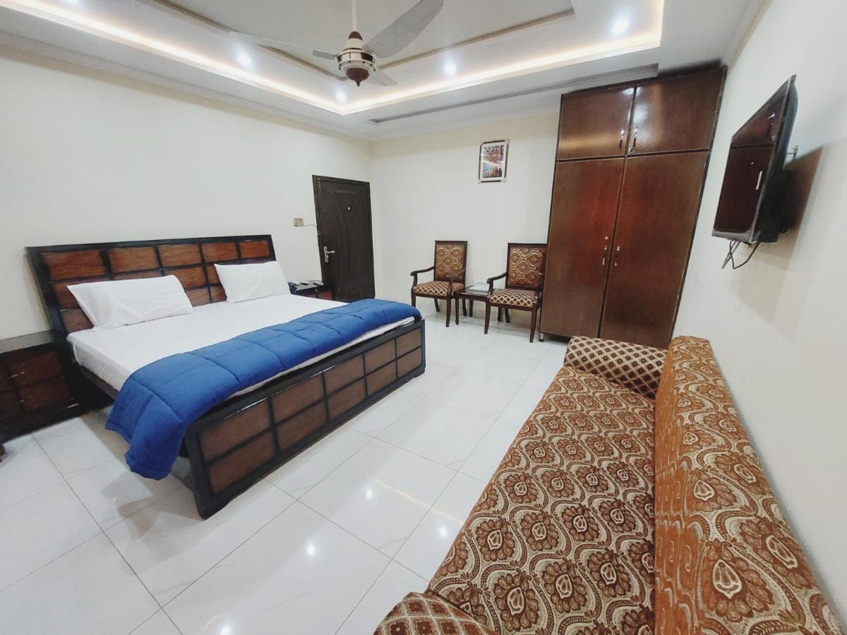 Hotel White Pearl Лахор Екстериор снимка