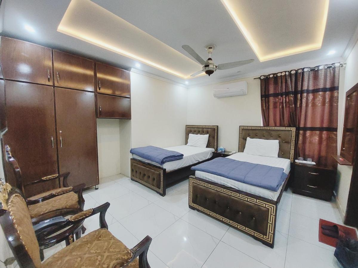 Hotel White Pearl Лахор Екстериор снимка