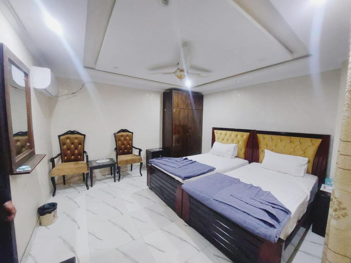 Hotel White Pearl Лахор Екстериор снимка